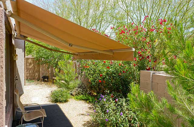 Fabriquer un coffre pour store banne